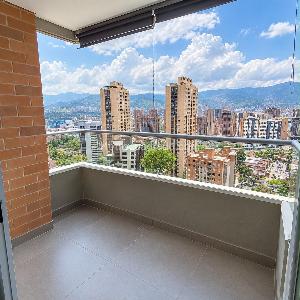 Apartamento de 3 alcobas en arriendo en El Poblado, Medellín, 94 m² · foto 15 de 16