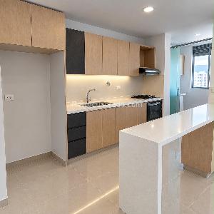 Apartamento de 3 alcobas en arriendo en El Poblado, Medellín, 94 m² · foto 4 de 16