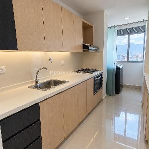 Apartamento de 3 alcobas en arriendo en El Poblado, Medellín, 94 m² · foto 5 de 16