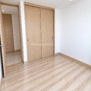 Apartamento de 3 alcobas en arriendo en El Poblado, Medellín, 94 m² · foto 9 de 16