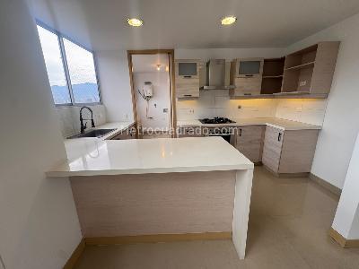 Apartamento de 3 alcobas en arriendo en Santa Maria De Los Angeles, Medellín, 140 m² · foto 2 de 17
