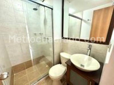 Apartamento de 3 alcobas en arriendo en Los Balsos, Medellín, 134 m² · foto 12 de 15