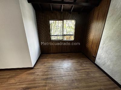 Casa de 4 alcobas en arriendo en Simon Bolivar Laureles, Medellín, 400 m² · foto 7 de 18