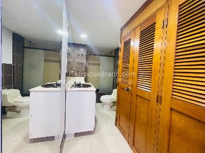 Apartamento en venta en El Poblado, Medellín · foto 11 de 18