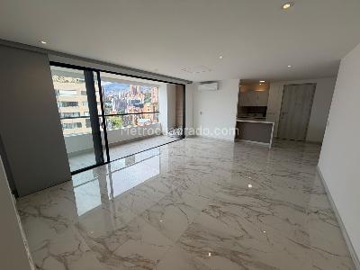 Apartamento de 3 alcobas en arriendo en El Poblado, Medellín, 100 m² · foto 4 de 17