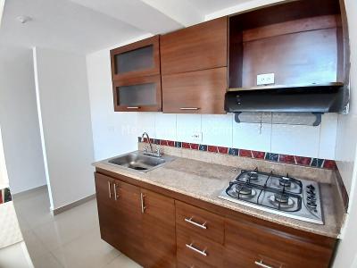 Apartamento de 3 alcobas en arriendo en Loma De Los Bernal, Medellín, 67 m² · foto 5 de 17