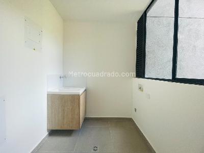 Apartamento en venta en Loma Las Brujas, Envigado · foto 15 de 18