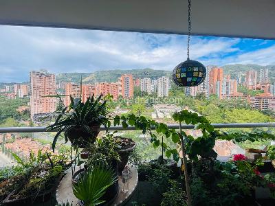Apartamento de 3 alcobas en venta en El Poblado, Medellín, 116 m² · foto 15 de 18