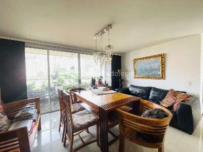 Apartamento de 3 alcobas en venta en El Poblado, Medellín, 116 m² · foto 1 de 18