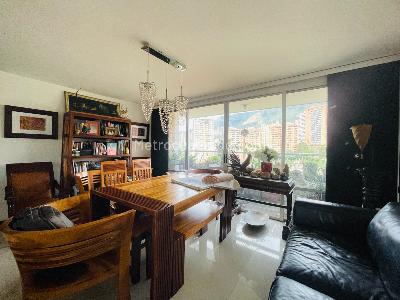 Apartamento de 3 alcobas en venta en El Poblado, Medellín, 116 m² · foto 2 de 18
