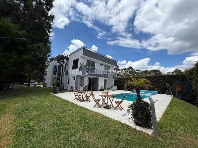 Casa de 5 alcobas en venta en Rionegro, Rionegro, 390 m² · foto 17 de 20