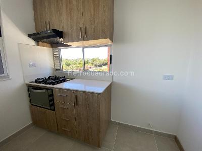 Apartamento de 3 alcobas en arriendo en Los Colegios, Rionegro, 78 m² · foto 3 de 17