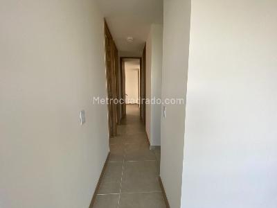 Apartamento de 3 alcobas en arriendo en Los Colegios, Rionegro, 78 m² · foto 4 de 17