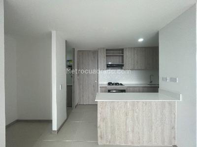 Apartamento en venta en Simon Bolivar, Itagüí · foto 2 de 17
