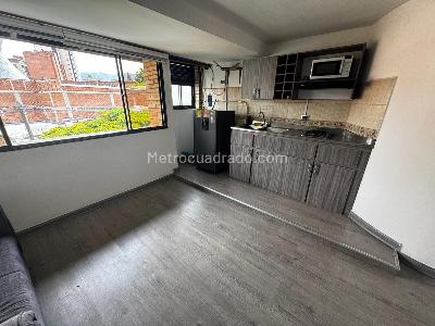 Apartaestudio en arriendo en Laureles, Medellín, 55 m² · foto 5 de 10