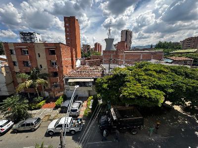 Apartaestudio en arriendo en Laureles, Medellín, 55 m² · foto 10 de 10
