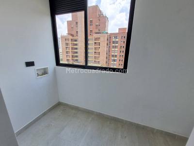 Apartamento de 2 alcobas en arriendo en Conquistadores, Medellín, 92 m² · foto 5 de 14