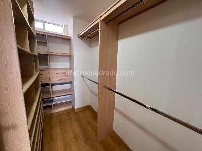 Apartamento de 3 alcobas en arriendo en Santa Maria De Los Angeles, Medellín, 140 m² · foto 13 de 19