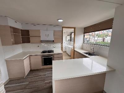 Apartamento de 3 alcobas en arriendo en Santa Maria De Los Angeles, Medellín, 140 m² · foto 5 de 19