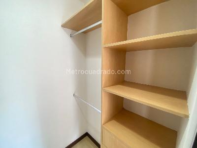 Apartamento en arriendo en Milla De Oro, Medellín · foto 9 de 17