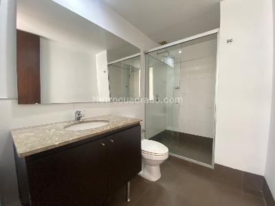 Apartamento en arriendo en Milla De Oro, Medellín · foto 12 de 17