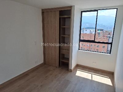 Apartamento en venta en Laureles, Medellín · foto 7 de 18