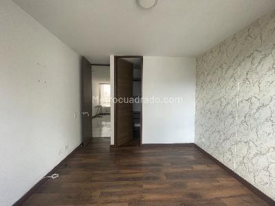 Apartamento en venta en Loma Del Esmeraldal, Envigado · foto 11 de 19