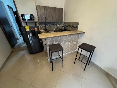Apartaestudio en arriendo en Laureles, Medellín, 45 m² · foto 3 de 7