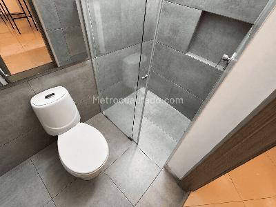 Apartaestudio en arriendo en Laureles, Medellín, 45 m² · foto 6 de 7