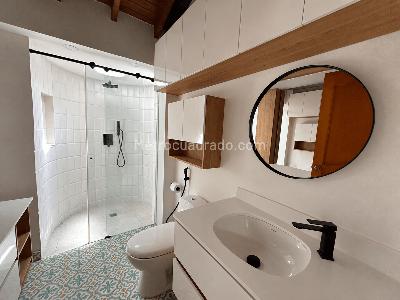 Apartamento de 2 alcobas en venta en Loma Del Escobero, Envigado, 164 m² · foto 15 de 18