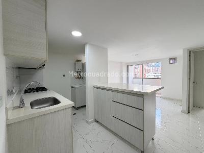Apartamento de 2 alcobas en venta en El Trapiche, Sabaneta, 55 m² · foto 2 de 16