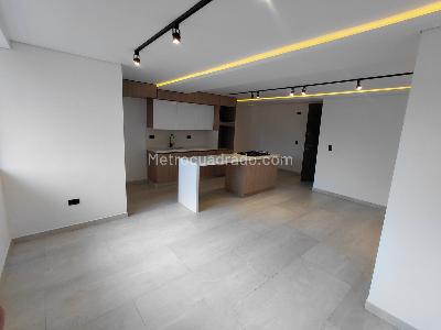 Apartamento de 3 alcobas en arriendo en Conquistadores, Medellín, 96 m² · foto 2 de 13