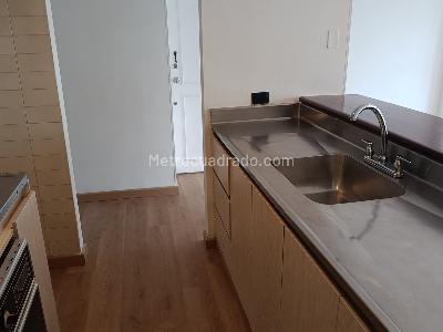 Apartamento en arriendo en El Tesoro, Medellín · foto 6 de 11