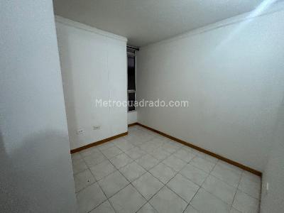 Apartamento de 3 alcobas en arriendo en Estadio, Medellín, 150 m² · foto 14 de 18