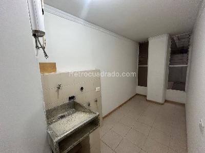 Apartamento de 3 alcobas en arriendo en Estadio, Medellín, 150 m² · foto 18 de 18
