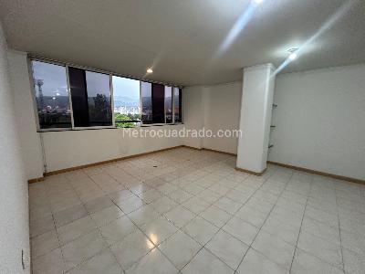 Apartamento de 3 alcobas en arriendo en Estadio, Medellín, 150 m² · foto 4 de 18