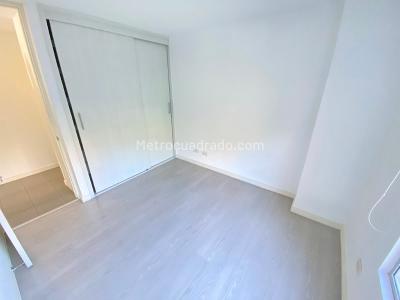 Apartamento de 3 alcobas en arriendo en Castropol, Medellín, 88 m² · foto 8 de 11