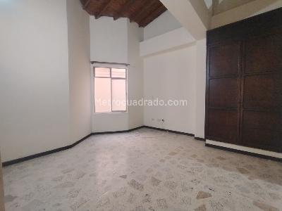 Apartamento de 2 alcobas en arriendo en Bombona N1, Medellín, 110 m² · foto 10 de 17