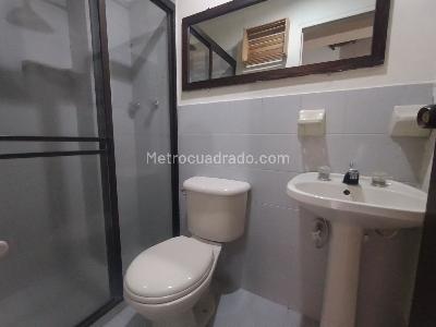 Apartamento de 2 alcobas en arriendo en Bombona N1, Medellín, 110 m² · foto 12 de 17