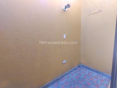 Apartamento de 2 alcobas en arriendo en Bombona N1, Medellín, 110 m² · foto 15 de 17