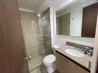 Apartamento de 3 alcobas en arriendo en Belen, Medellín, 75 m² · foto 13 de 16
