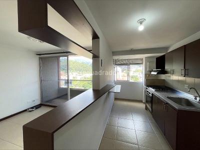 Apartamento de 3 alcobas en arriendo en Belen, Medellín, 75 m² · foto 5 de 16