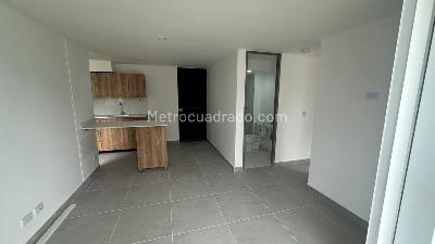 Apartamento de 2 alcobas en arriendo en Bello, Bello, 52 m² · foto 2 de 13