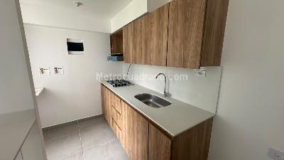 Apartamento de 2 alcobas en arriendo en Bello, Bello, 52 m² · foto 4 de 13