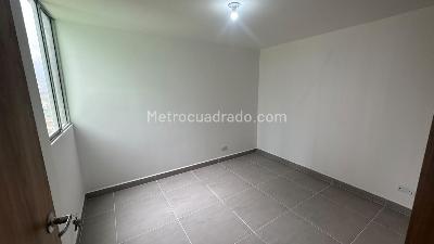 Apartamento de 2 alcobas en arriendo en Bello, Bello, 52 m² · foto 5 de 11