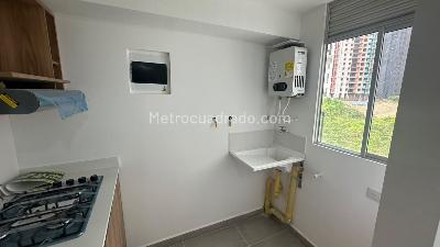 Apartamento de 2 alcobas en arriendo en Bello, Bello, 52 m² · foto 9 de 11