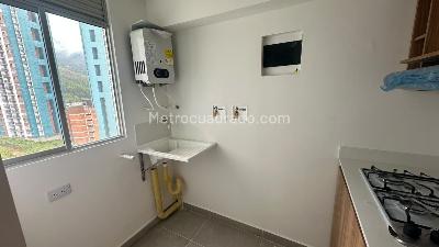 Apartamento de 2 alcobas en arriendo en Bello, Bello, 52 m² · foto 5 de 13