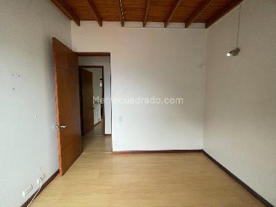 Casa de 3 alcobas en venta en Altos Del Poblado, Medellín, 183 m² · foto 10 de 20
