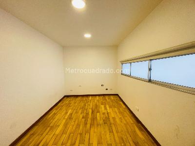 Casa de 3 alcobas en venta en Altos Del Poblado, Medellín, 183 m² · foto 19 de 20