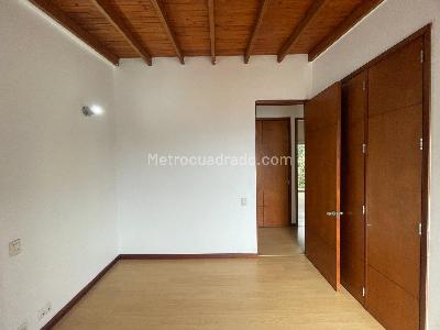 Casa de 3 alcobas en venta en Altos Del Poblado, Medellín, 183 m² · foto 6 de 20